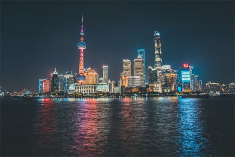 男方双方父母都去世了有一套住宅楼我们感情破裂了,离婚的话怎么判