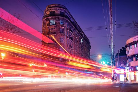 想让房东把押金房租退给我 但是房东不肯请问律师怎么办